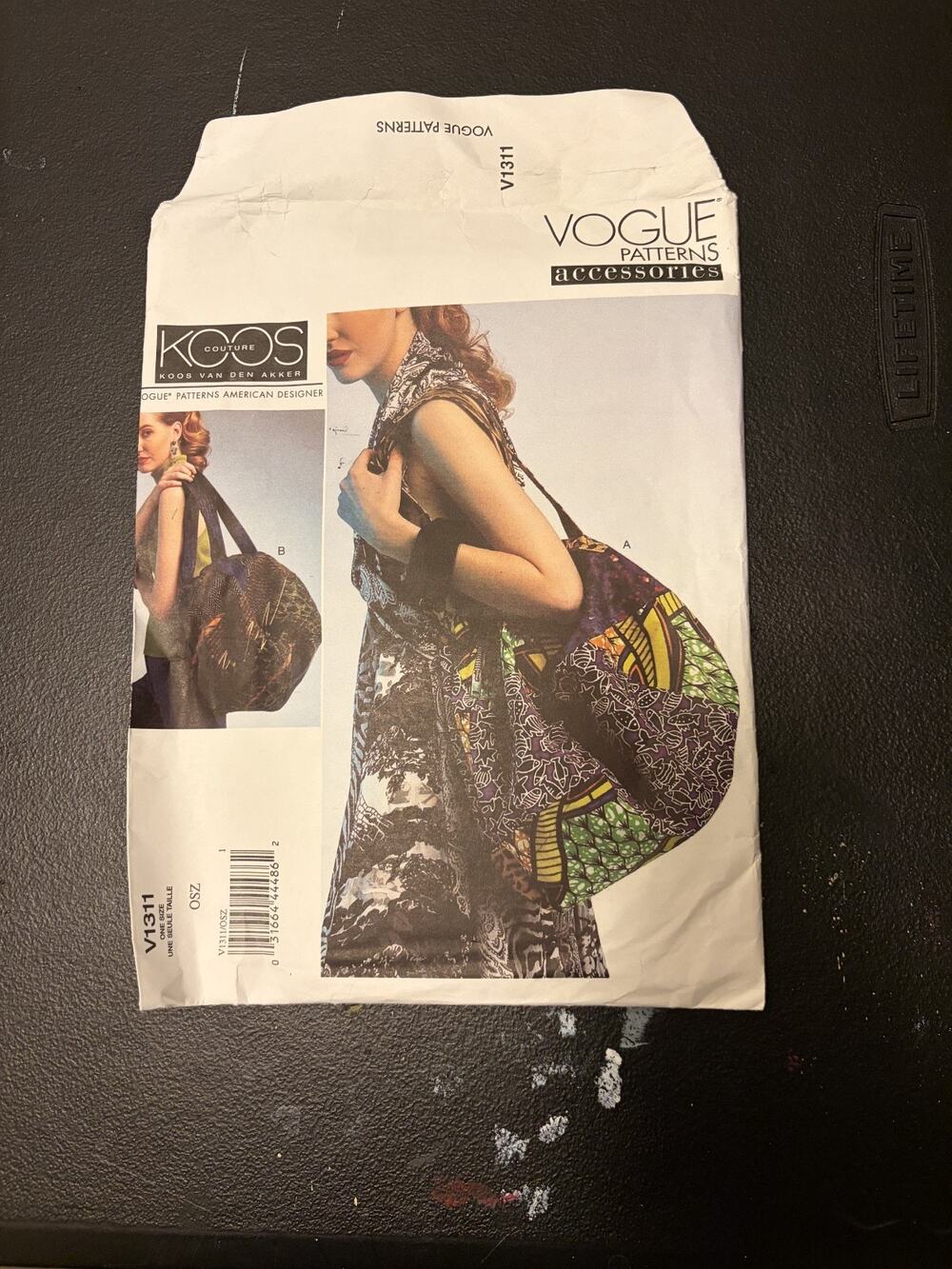 Vogue V1311 KOOS COUTURE Lined Bags w Contrast Straps, Pockets UNCUT Pattern